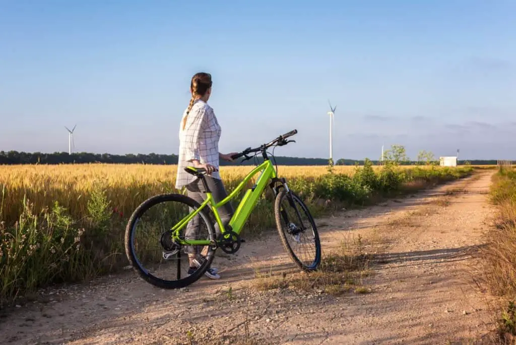 Е-Вело Просто - женщина електровелосипед поле, все про электровелосипеды, удобно, практично и просто